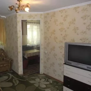 vind apartament in balti sau il voi schimba pe o casa buna in dondusen