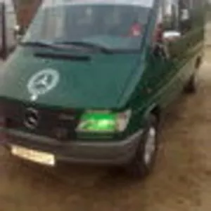 Mercedes Benz Sprinter 212 