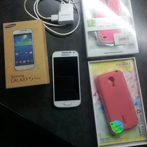 Продается телефон Samsung Galaxy S4 mini. Телефону пол года.