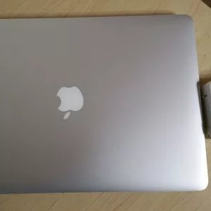 Macbook pro retinal display 15