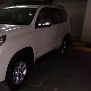  Toyota Prado TXL 2012 году модель,  цвет белый .... полный вариант../