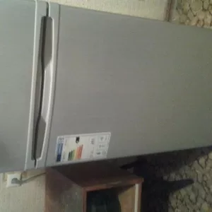 Продам холодильник Vestа 145RF