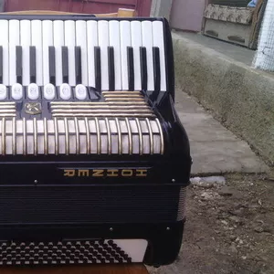 аккордеон Hohner verdi 3 n   390 евро