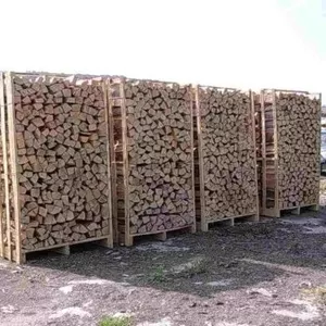 Lemne pentru foc despicate.