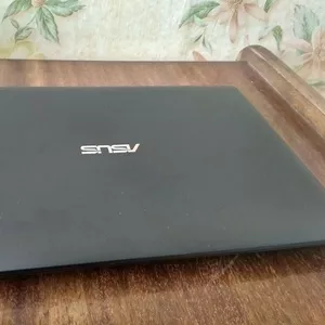 Ноутбук Asus