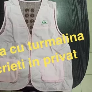 Vesta cu turmalina  